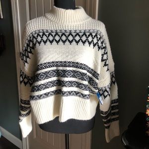 NWT Arizona Fair Isle Black/Cream Sweater. Size M/L.